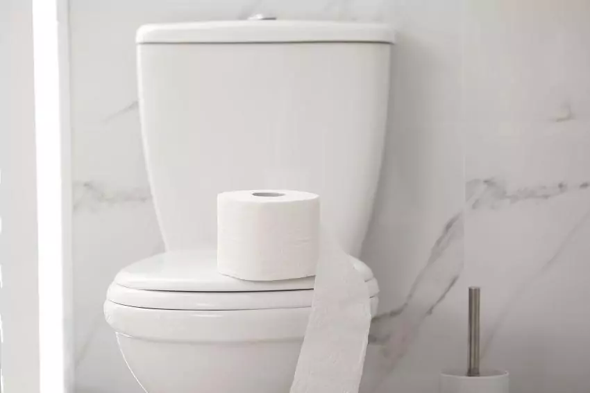 Cómo es posible cambiar el inodoro de sitio