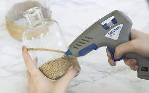 cuando se usa pistola de pegameto termofusible